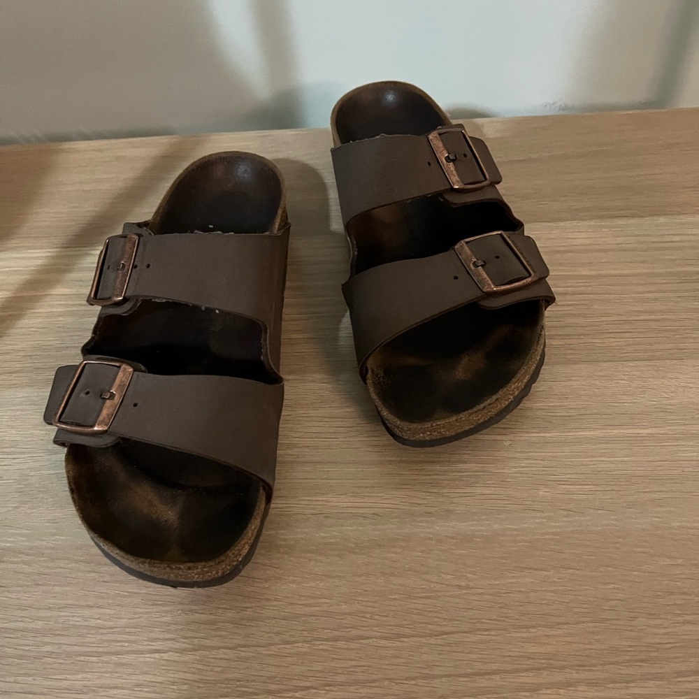 Two strap birks